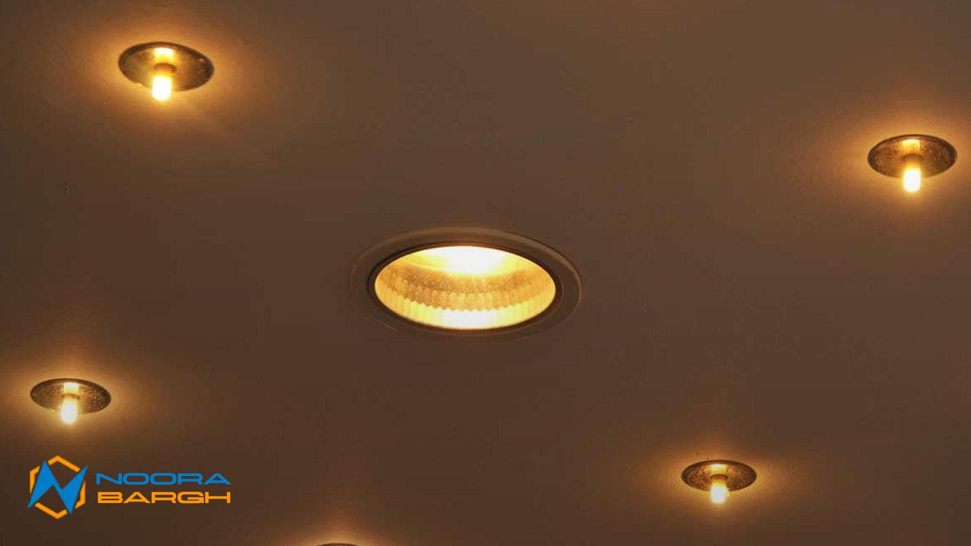 امپ‌های هالوژن توکار 